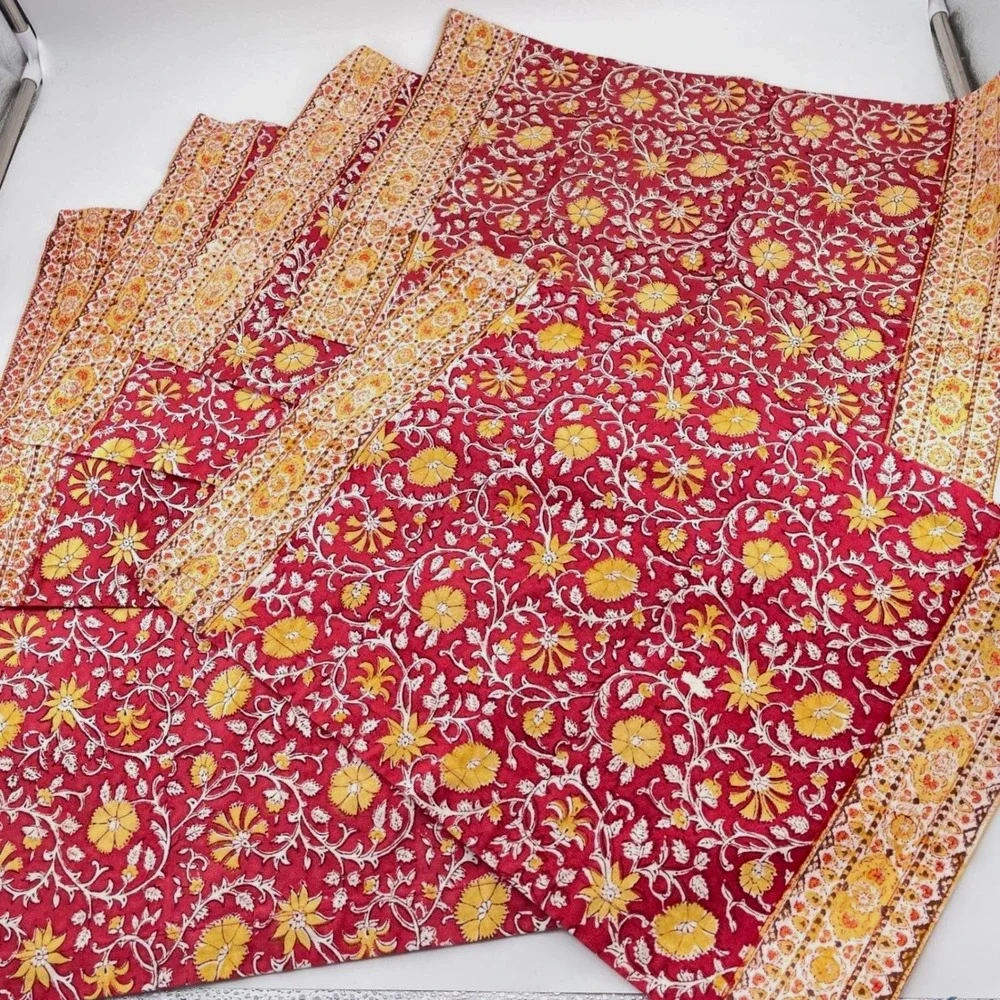 Pottery Barn Scarlett Red Gold Floral Cotton Placemats Set of‎ 6 Boho Dining